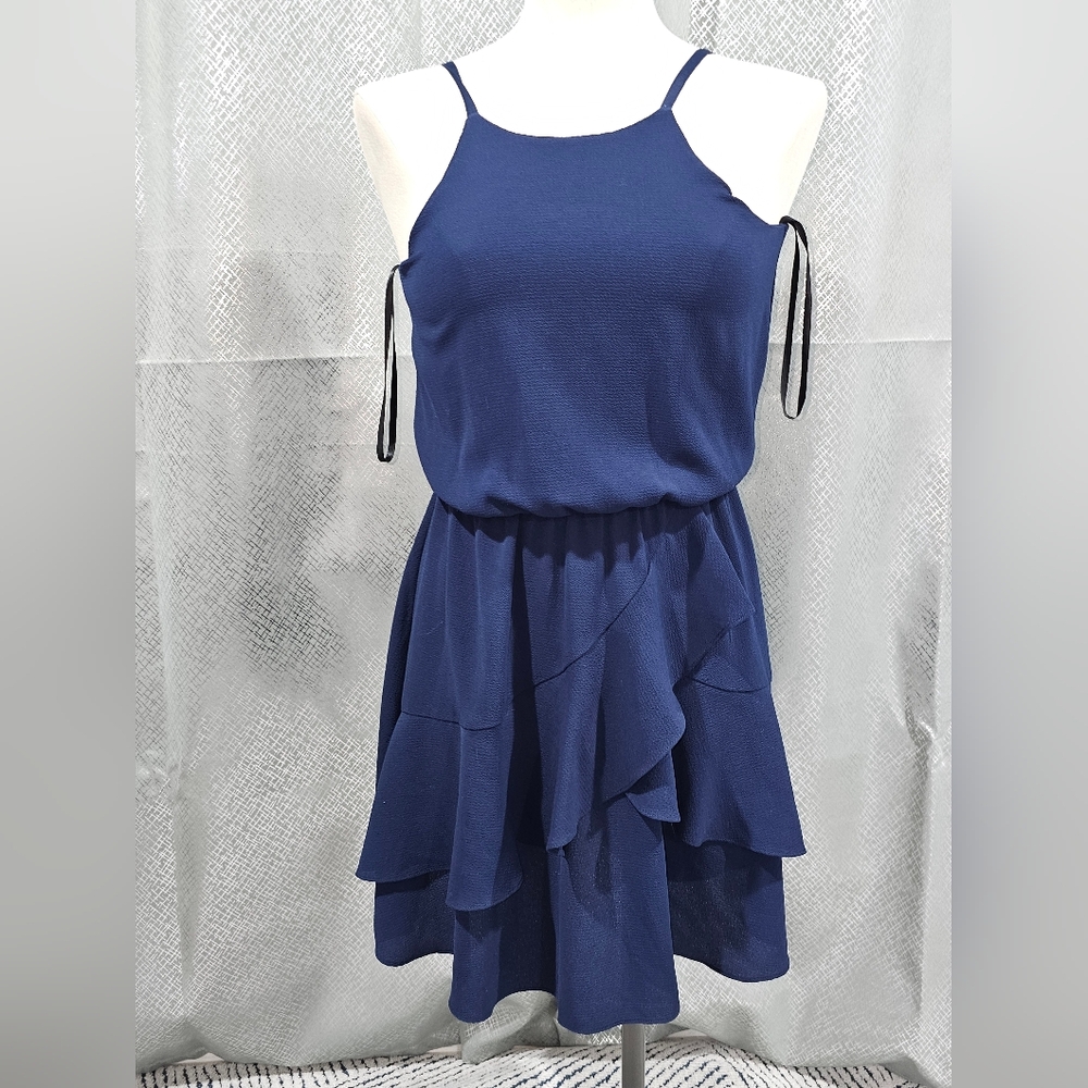 Elegant Navy Blue Sleeveless Dress
